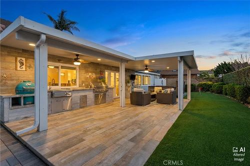 5642 Brighton Dr, Huntington Beach, CA, 92649 | Card Image