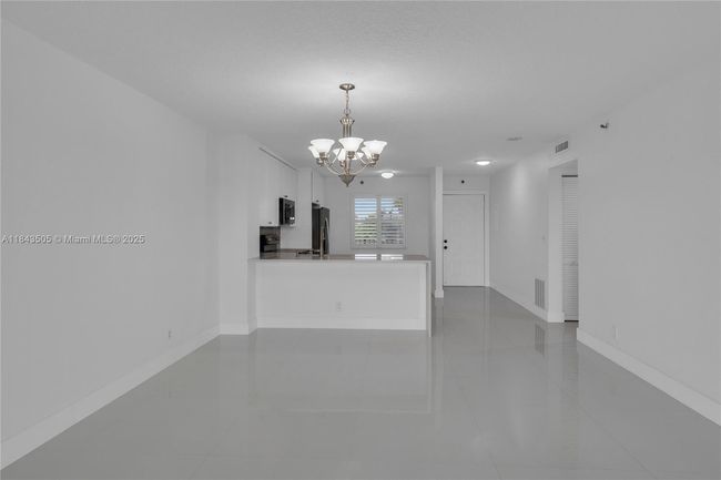 APT-503 - 2217 Cypress Island Dr, Condo with 2 bedrooms, 2 bathrooms and null parking in Pompano Beach FL | Image 17