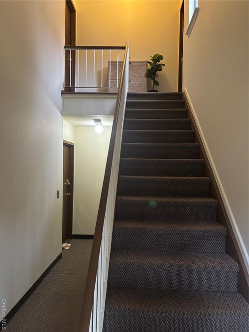 unit-3a-43 Richmond Blvd, Ronkonkoma, NY, 11779-3620 | Card Image