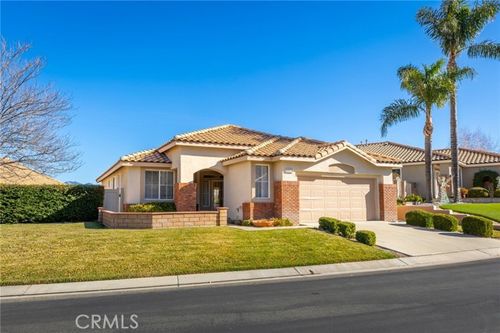 5136 Rio Bravo Dr, Banning, CA, 92220-6647 | Card Image