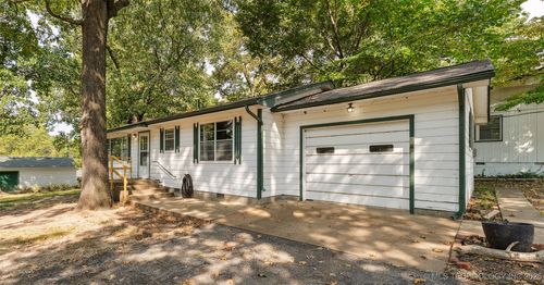 1425 Wood St, Grove, OK, 74344-5119 | Card Image