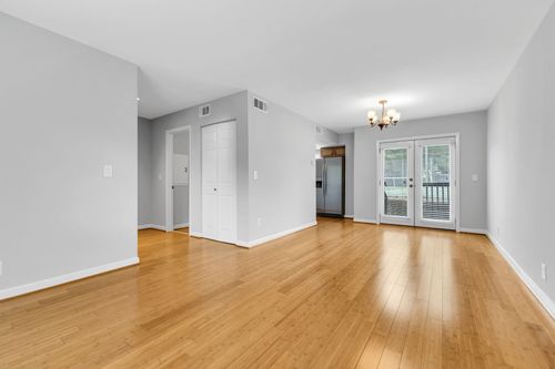 301 Summit Ridge Cir, Nashville, TN, 37215-3806 | Card Image