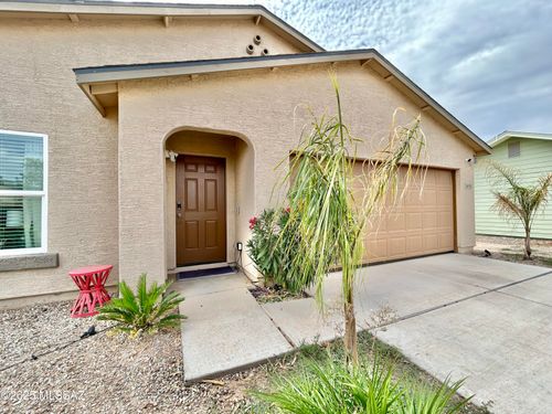 9051 W Concordia Drive, Arizona City, AZ, 85123 | Card Image