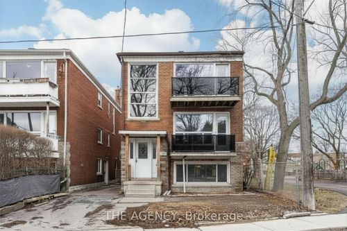 374 Atlas Ave, York, ON, M6C3P9 | Card Image