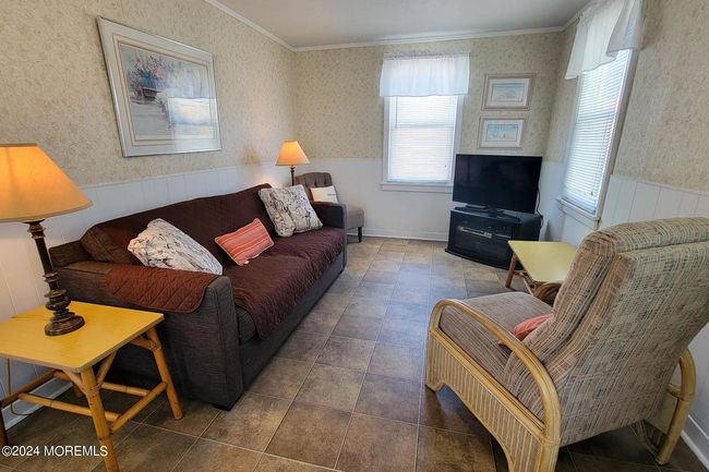 113 New Brunswick Ave, Home with 6 bedrooms, 3 bathrooms and null parking in Lavallette NJ | Image 23