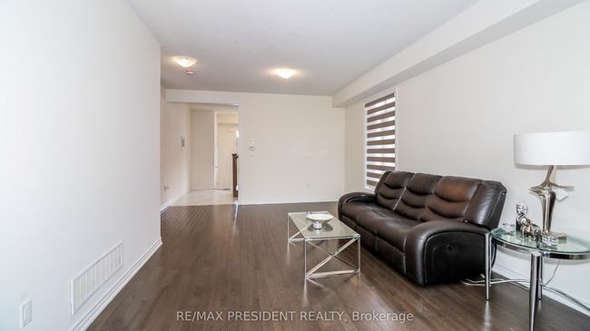 2214 Lozenby St, House other with 3 bedrooms, 3 bathrooms and 2 parking in Innisfil ON | Image 16