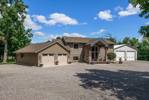2815 Vega Ave, Mayer, MN, 55360-8507 | Card Image