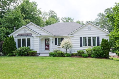 146 Hunter Rd, Uxbridge, MA, 01569-1159 | Card Image