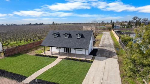 25393 Kennefick Rd, Galt, CA, 95632-8212 | Card Image