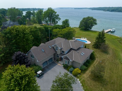 44 Howe Island Dr, Gananoque, ON, K7G2V6 | Card Image
