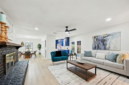 6321 Mccartney Ln, Garland, TX, 75043-5935 | Card Image