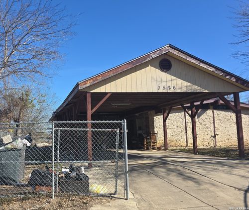 7526 Apple Valley, San Antonio, TX, 78242 | Card Image