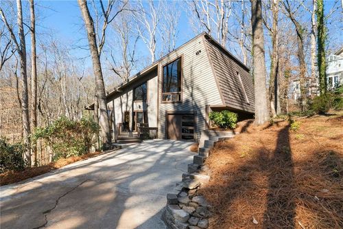 4191 Blackland Dr, Marietta, GA, 30067-4703 | Card Image