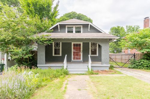 2004 Walker Ave, Memphis, TN, 38104-5652 | Card Image
