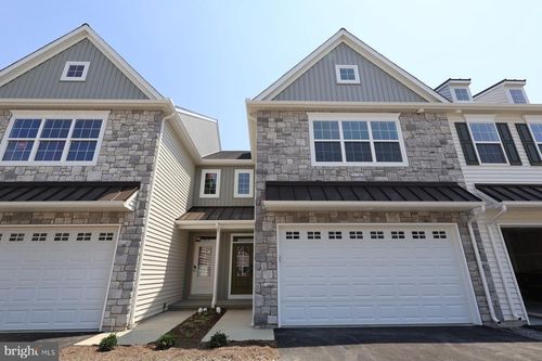 2456 Spring Water Cir, LANCASTER, PA, 17601-2242 | Card Image