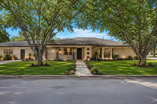 526 14th St, Hempstead, TX, 77445-4406 | Card Image