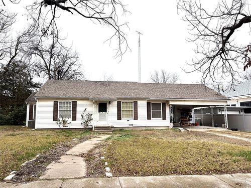 1109 E Mclennan Ave, Mart, TX, 76664-1230 | Card Image