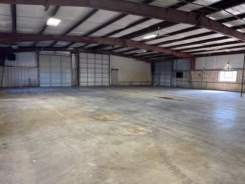 1526 N 2nd St, Fredonia, KS, 66736-2156 | Card Image