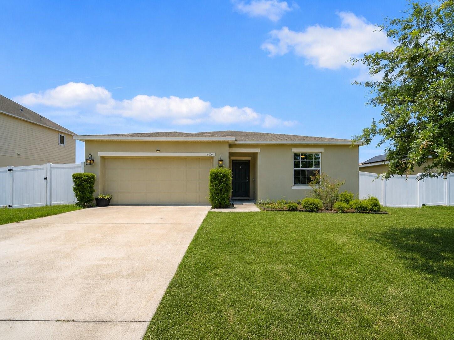 Residential in POINCIANA
