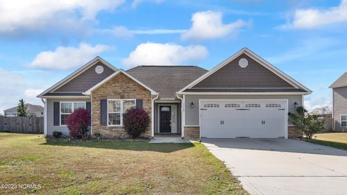 132 Prelude Dr, Richlands, NC, 28574-8476 | Card Image