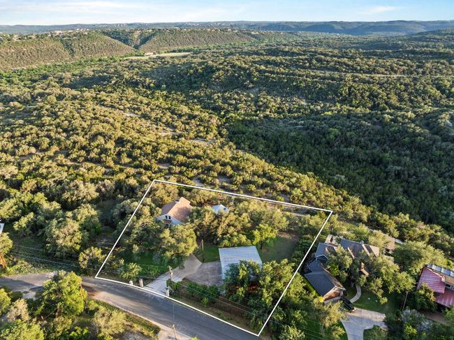 Aerial view of property's location featuring property boundaries highlighted and stunning views | Image 29