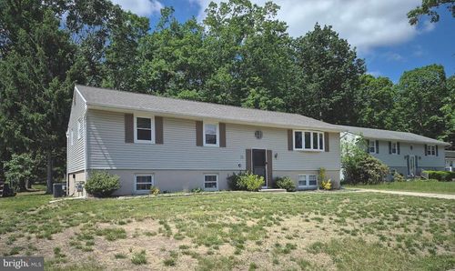 11 Centennial Ct, Erial, NJ, 08081-9526 | Card Image