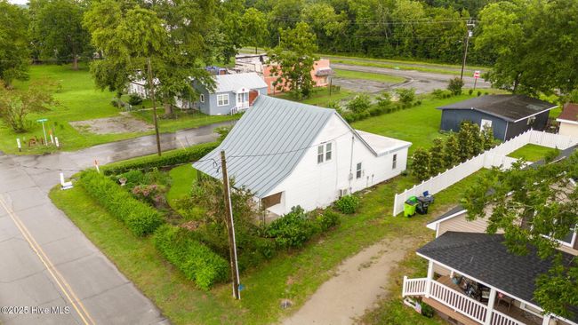 814 N C St, House other with 2 bedrooms, 1 bathrooms and 2 parking in Bridgeton NC | Image 10