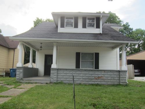 105 Main St, Jonesboro, IN, 46938-1011 | Card Image