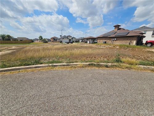 2905 Summer Village Cir, San Juan, TX, 78589-2851 | Card Image