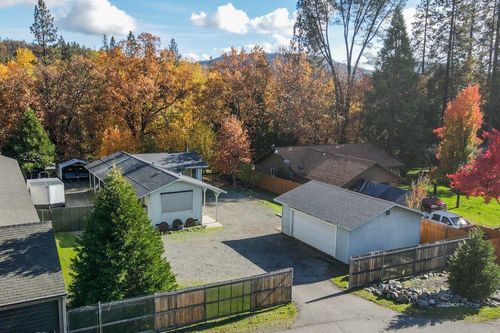 56 Horseshoe Ln, Weaverville, CA, 96093-8087 | Card Image