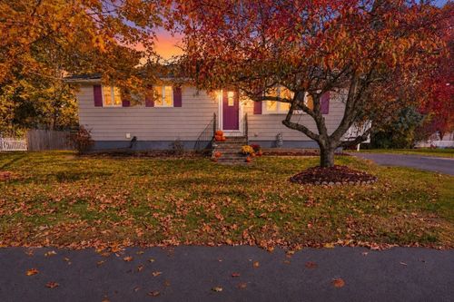 20 Tucker Ave, Marlborough, MA, 01752 | Card Image