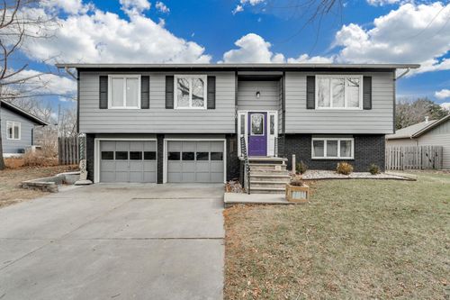 208 S Roupp, Hesston, KS, 67062 | Card Image