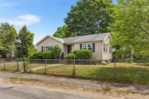 2 Glenway Ave, Peabody, MA, 01960-6223 | Card Image