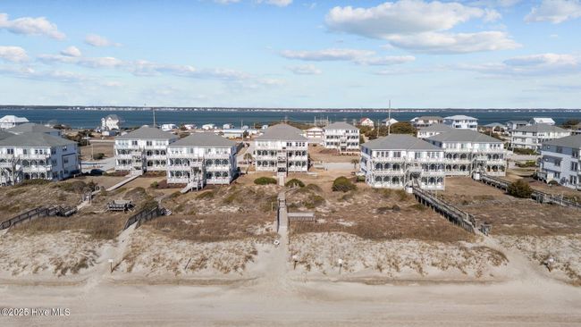 A2 - 2913 Pointe West Dr, Condo with 2 bedrooms, 2 bathrooms and null parking in Emerald Isle NC | Image 44