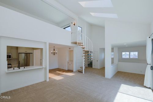 4450 Antigua Way, Oxnard, CA, 93035-3604 | Card Image