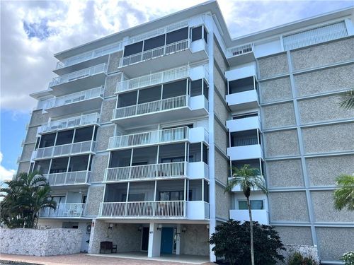 202-60 Pelican St, Naples, FL, 34113-4051 | Card Image