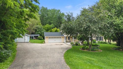 2803 N County Road M, Verona, WI, 53593 | Card Image