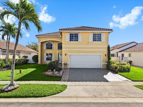 1041 Nw 189th Ave, Pembroke Pines, FL, 33029-2917 | Card Image