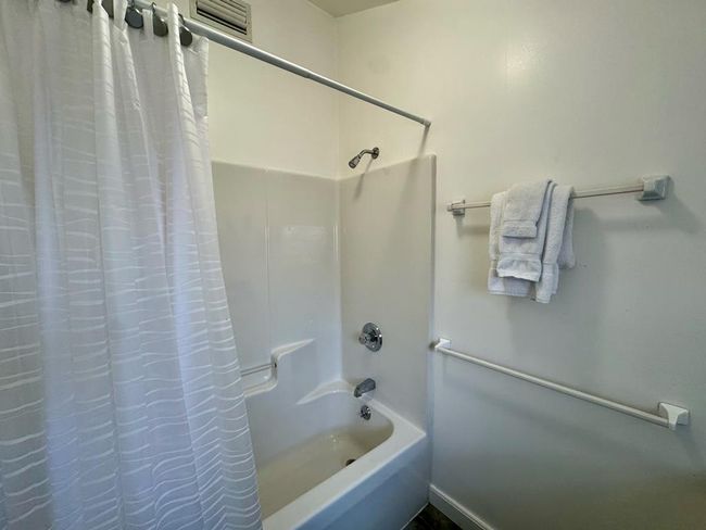 758 5 Th St, House other with 2 bedrooms, 2 bathrooms and 1 parking in CEDAR KEY FL | Image 30