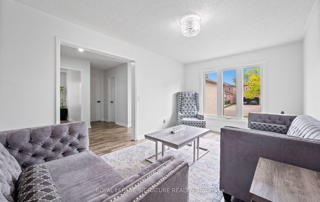 6 Nipigon Crt, House other with 4 bedrooms, 3 bathrooms and 4 parking in Brampton ON | Image 7
