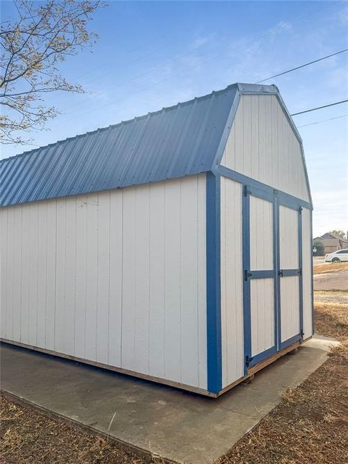 1001 N Broadway St, Sayre, OK, 73662-2229 | Card Image