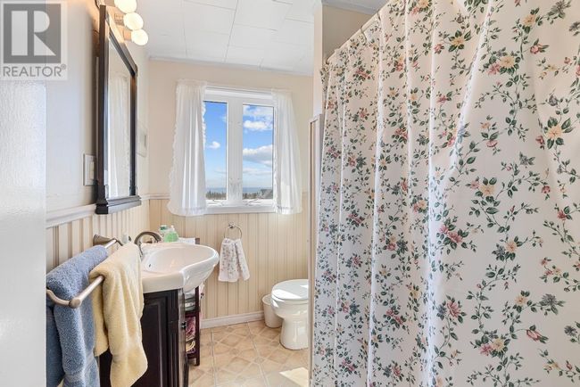 3076 E Point Rd, House other with 4 bedrooms, 2 bathrooms and null parking in Kingsboro PE | Image 28