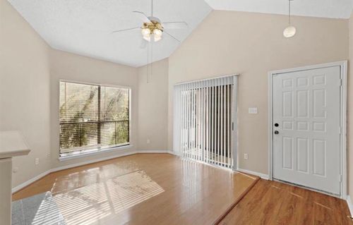 10164 Oakberry St, Houston, TX, 77042-5805 | Card Image