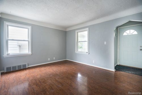 507 Spencer St, Ferndale, MI, 48220-2649 | Card Image