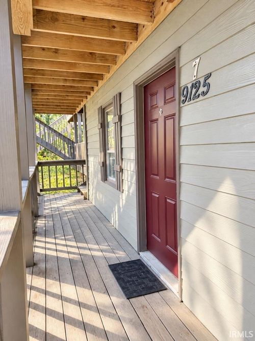 9125 S Pointe Retreat Drive, Bloomington, IN, 47401 | Card Image