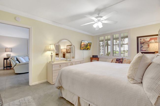 APT-214B - 3224 S Ocean Blvd, Condo with 2 bedrooms, 2 bathrooms and null parking in Highland Beach FL | Image 15