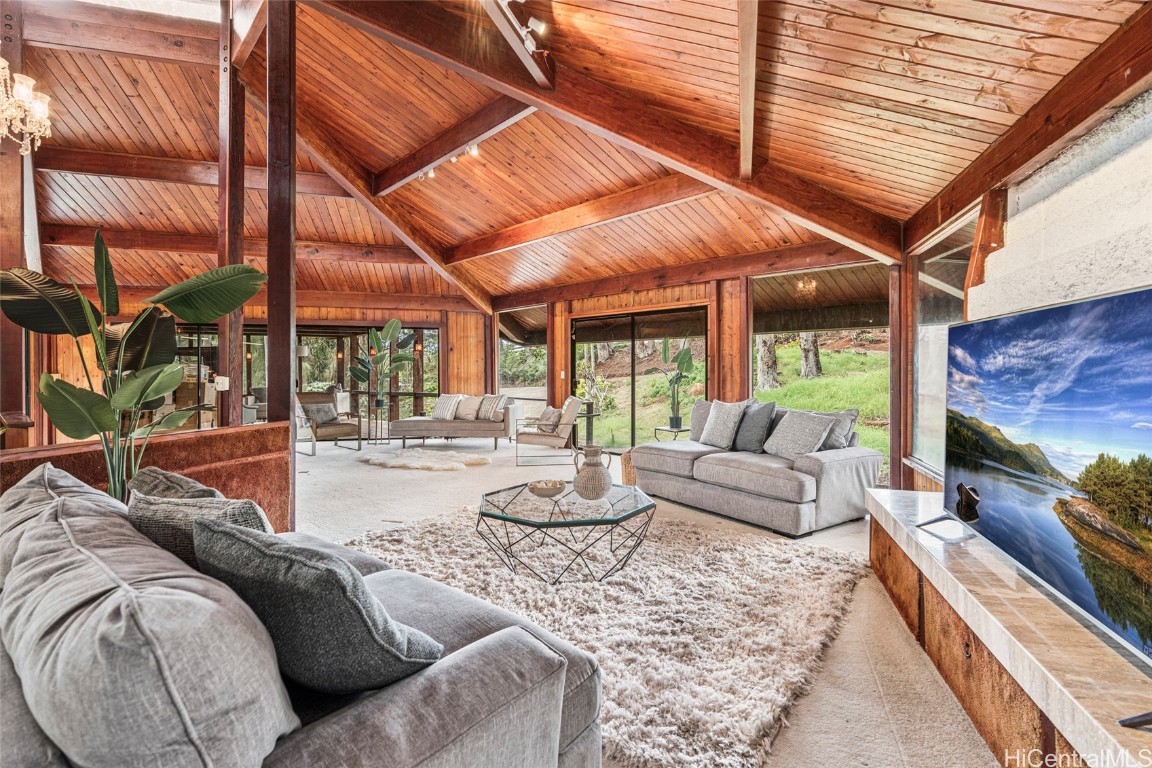 Waikalani Dr, Mililani, HI 96789