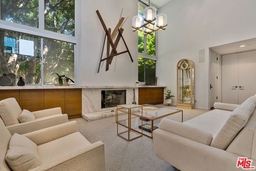 apt-4-1730 California Ave, Santa Monica, CA, 90403-4417 | Card Image