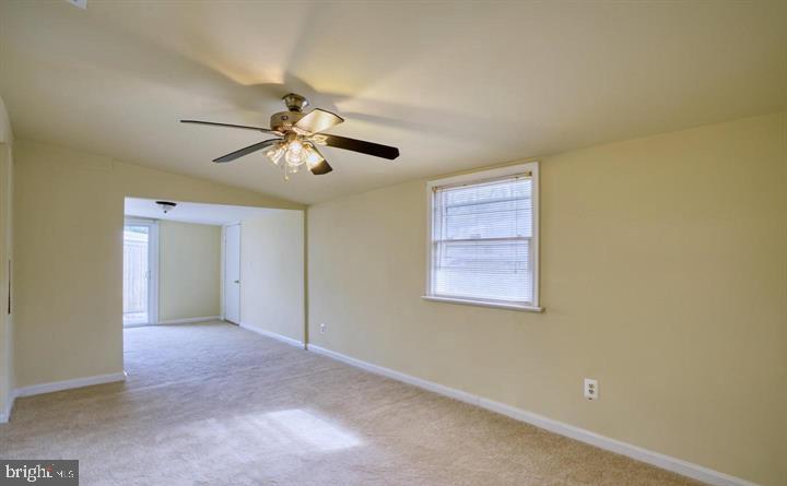 Residential in OXON HILL 2