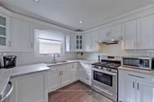114 Cartier Cres, Richmond Hill, ON, L4C2N6 | Card Image